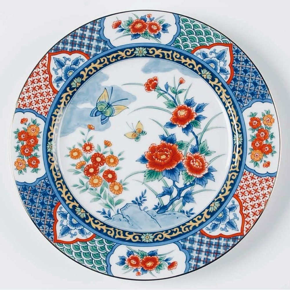 “Imari Court” pattern fine China